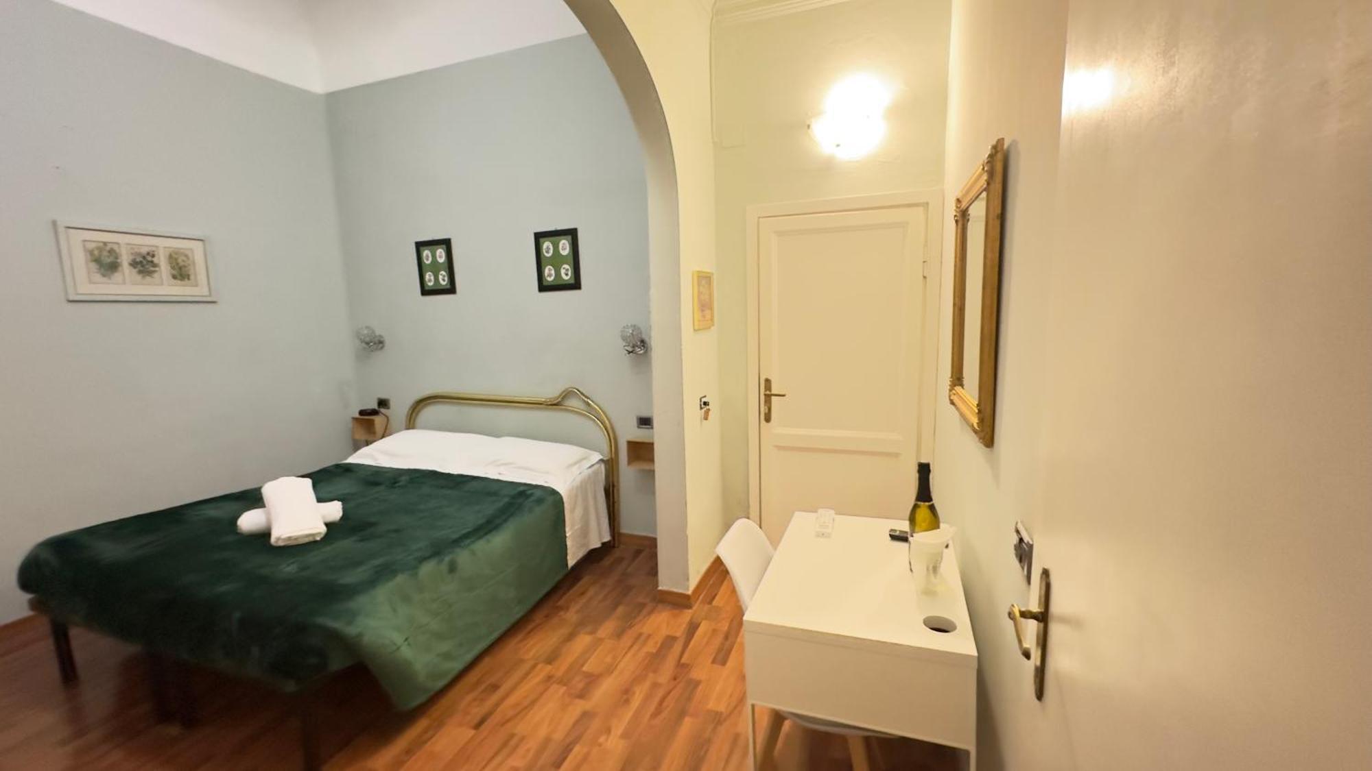 Piccolo Hotel Con Access Ztl !!! Nel Centro Storico Di Firenze !!! Екстериор снимка