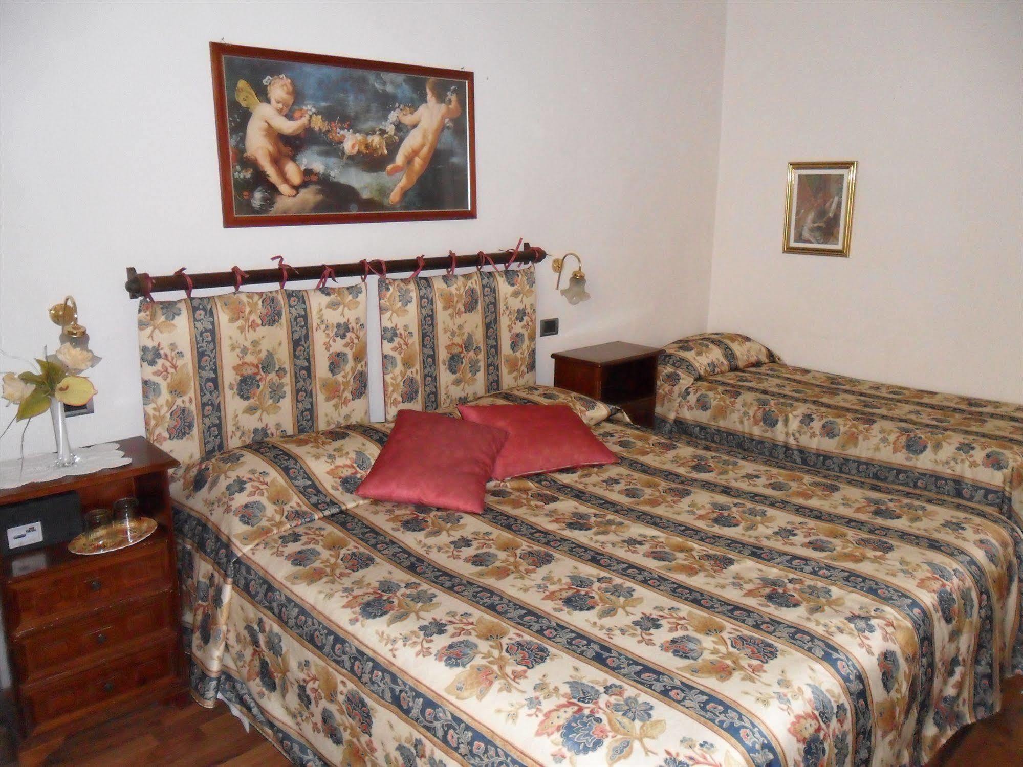 Piccolo Hotel Con Access Ztl !!! Nel Centro Storico Di Firenze !!! Екстериор снимка