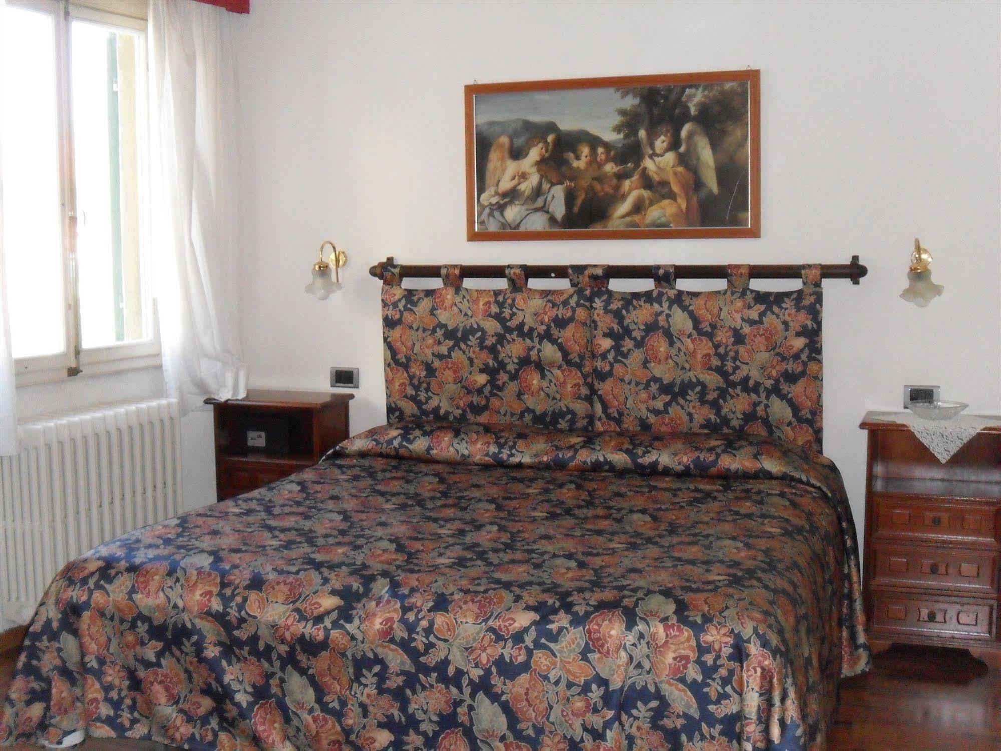 Piccolo Hotel Con Access Ztl !!! Nel Centro Storico Di Firenze !!! Екстериор снимка