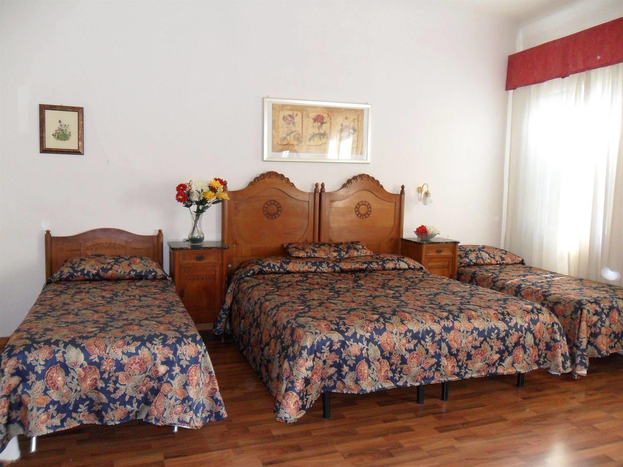Piccolo Hotel Con Access Ztl !!! Nel Centro Storico Di Firenze !!! Екстериор снимка
