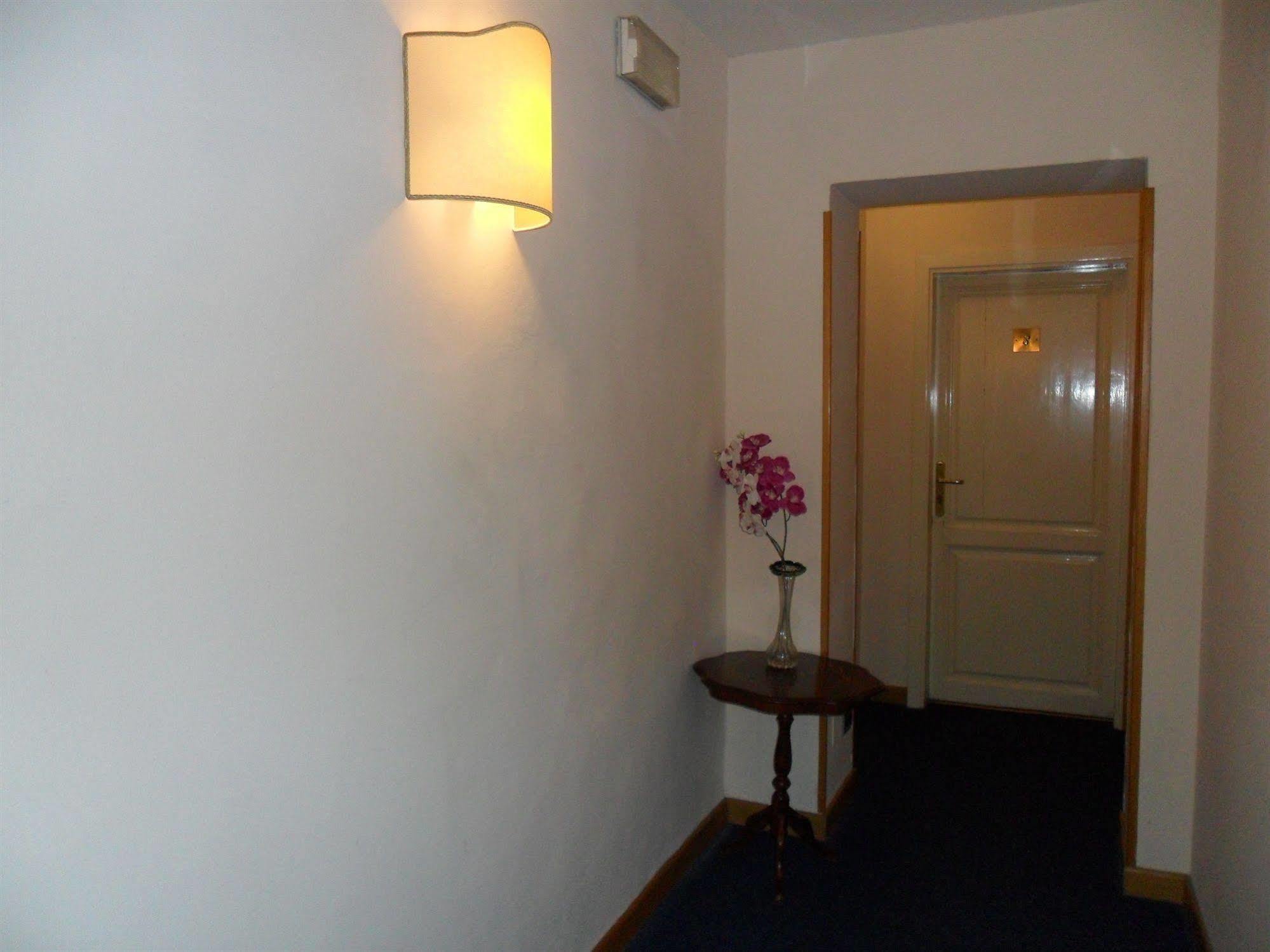 Piccolo Hotel Con Access Ztl !!! Nel Centro Storico Di Firenze !!! Екстериор снимка